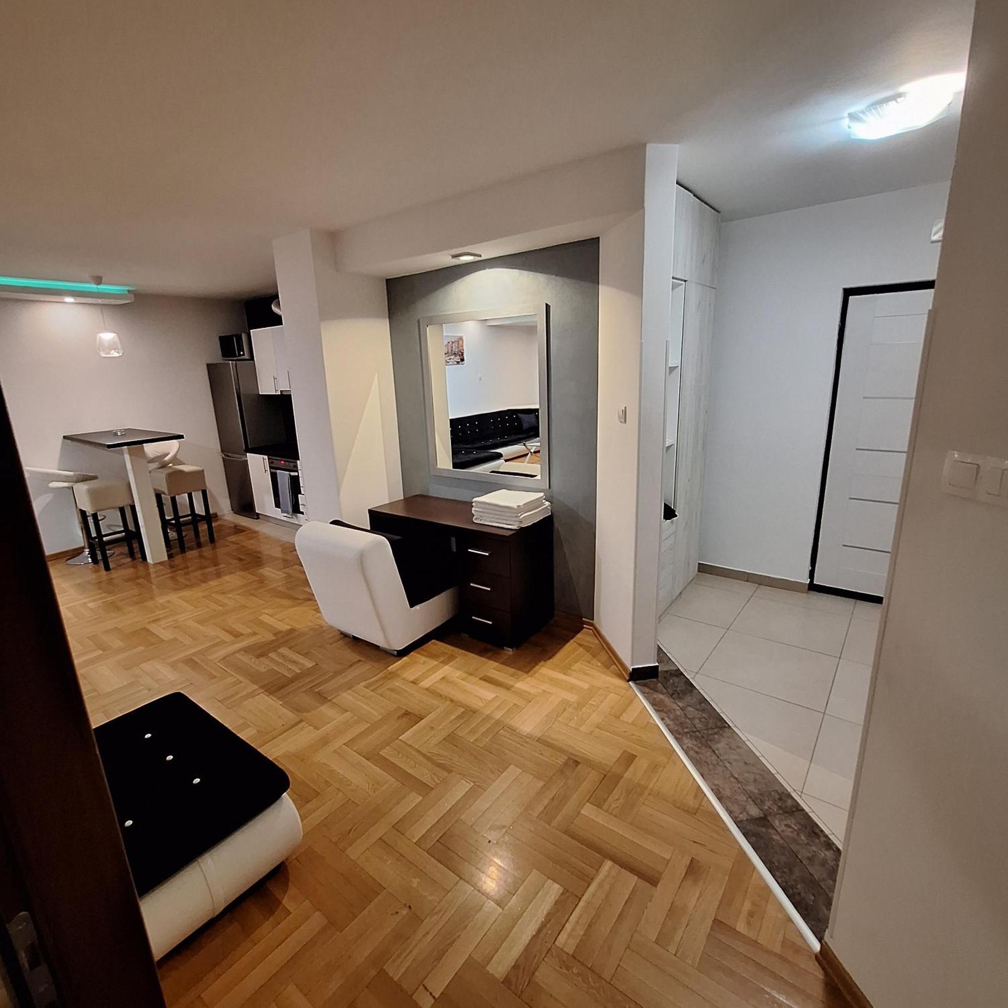 Luks Apartment Баня-Лука Экстерьер фото