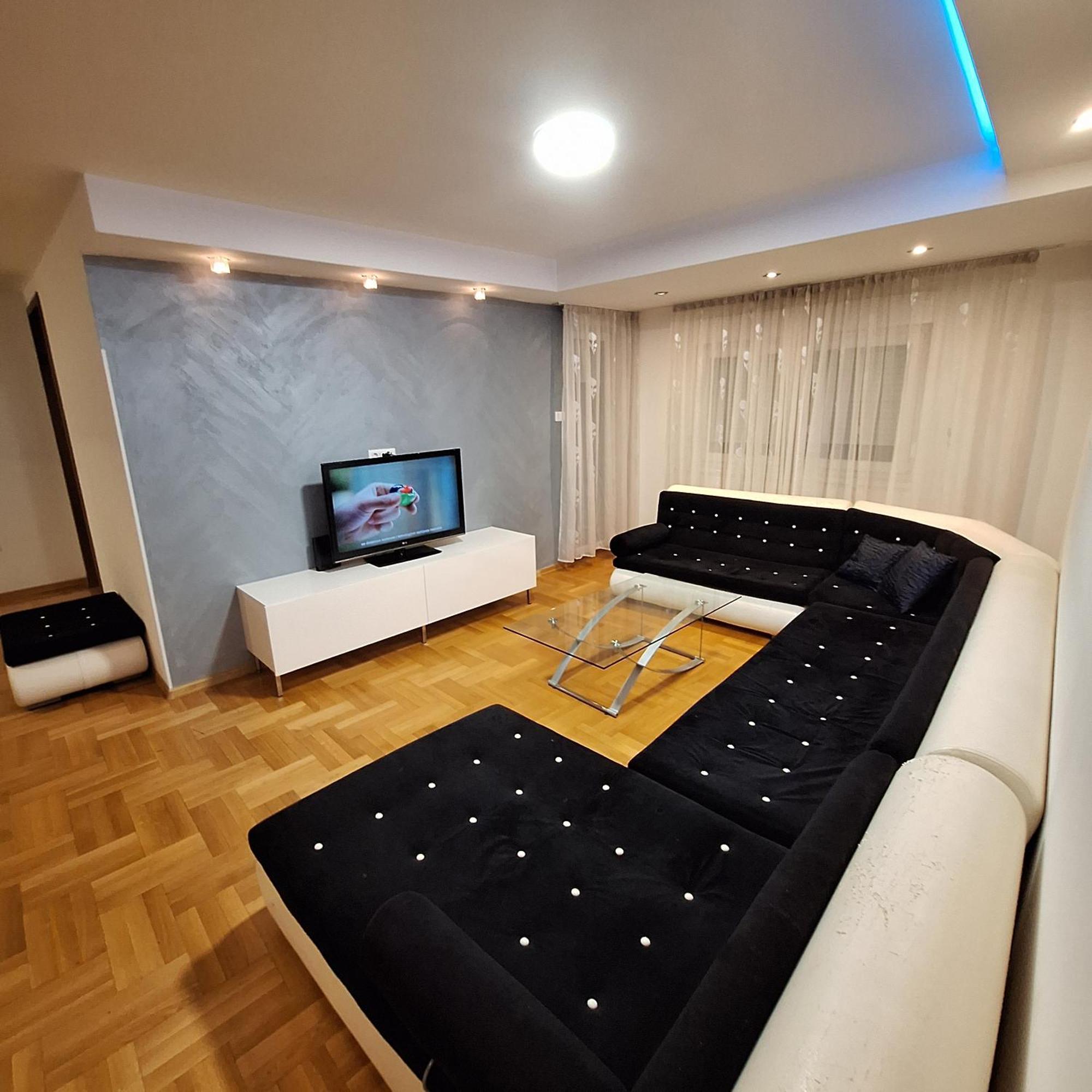 Luks Apartment Баня-Лука Экстерьер фото