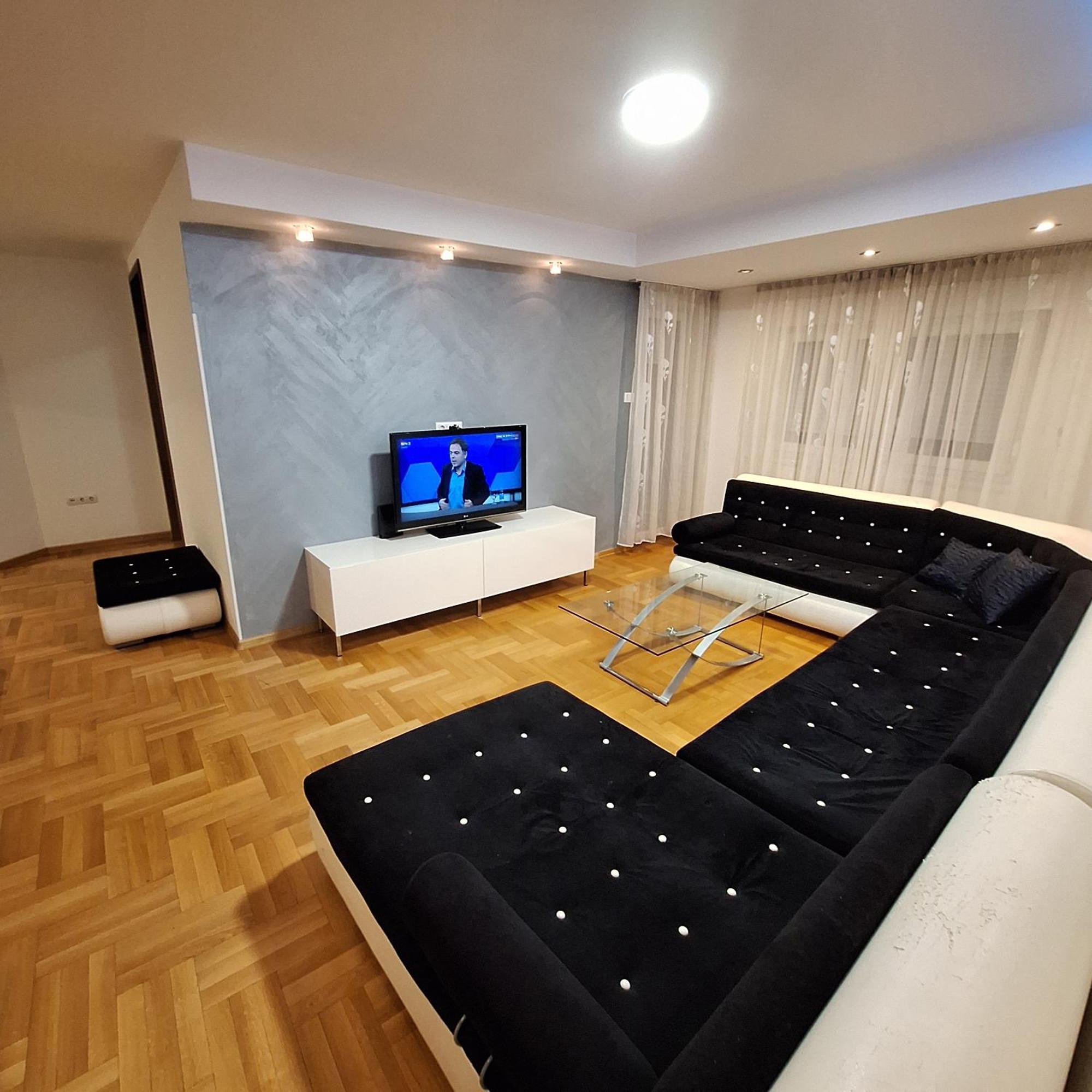 Luks Apartment Баня-Лука Экстерьер фото